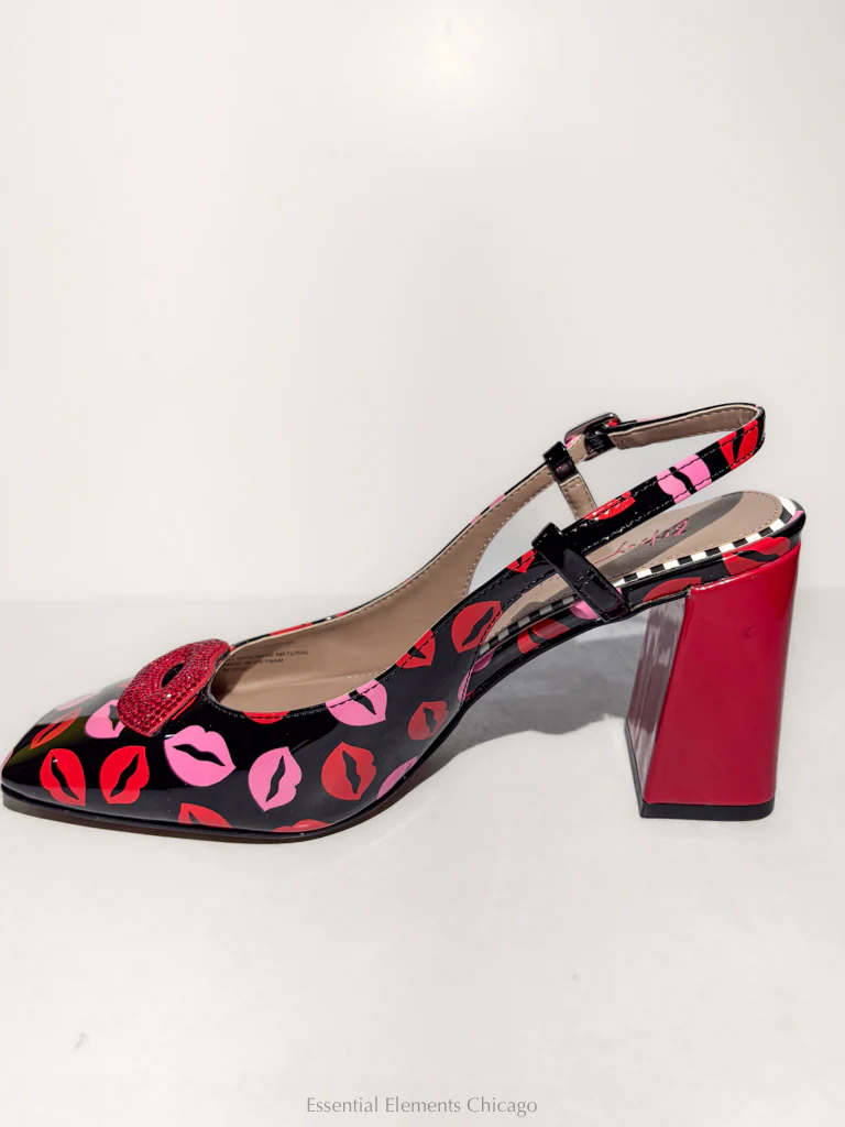 Betsey Johnson Ashhley Pumps - Image 5