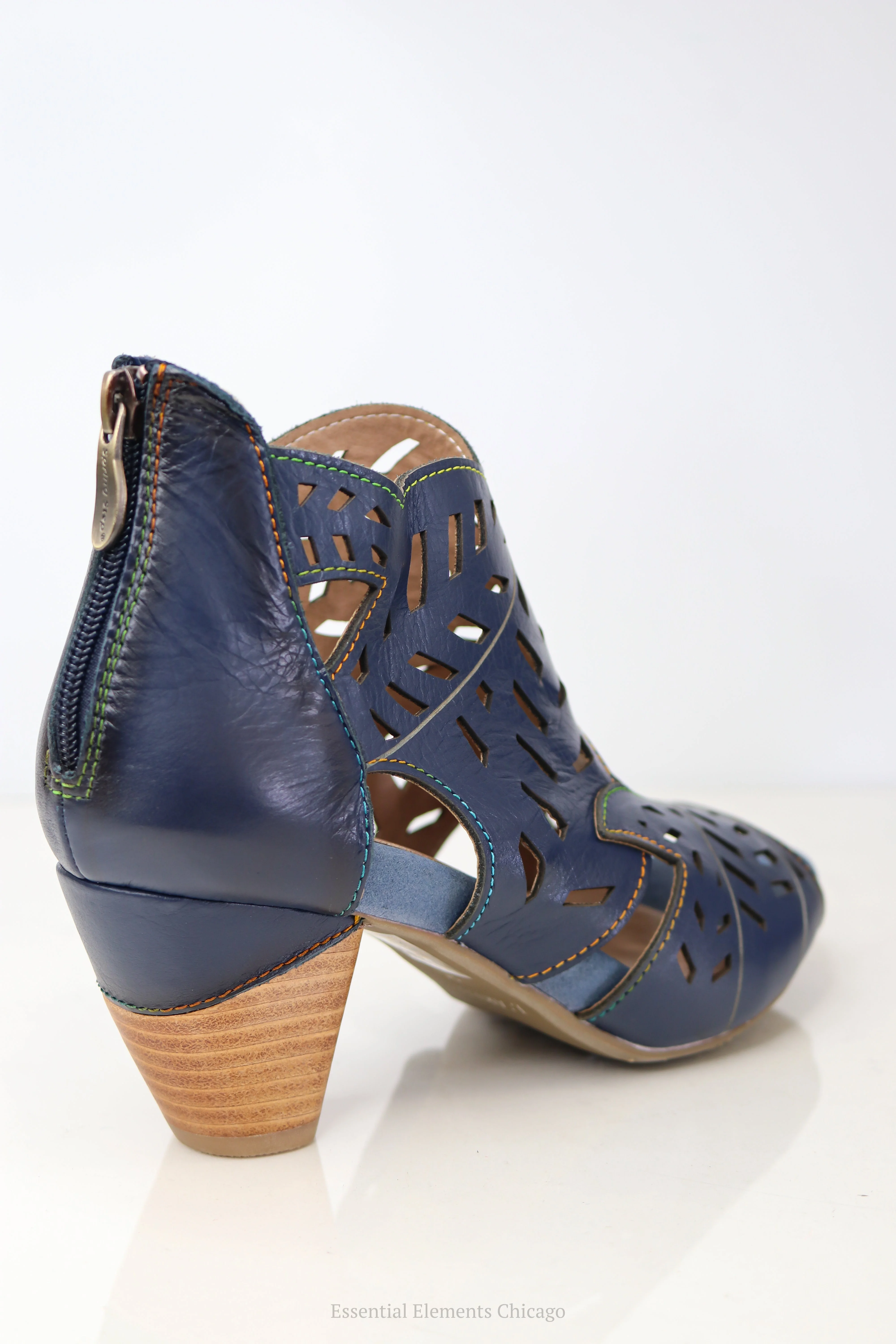 L'Artiste Icon Sandal, Navy - Image 4