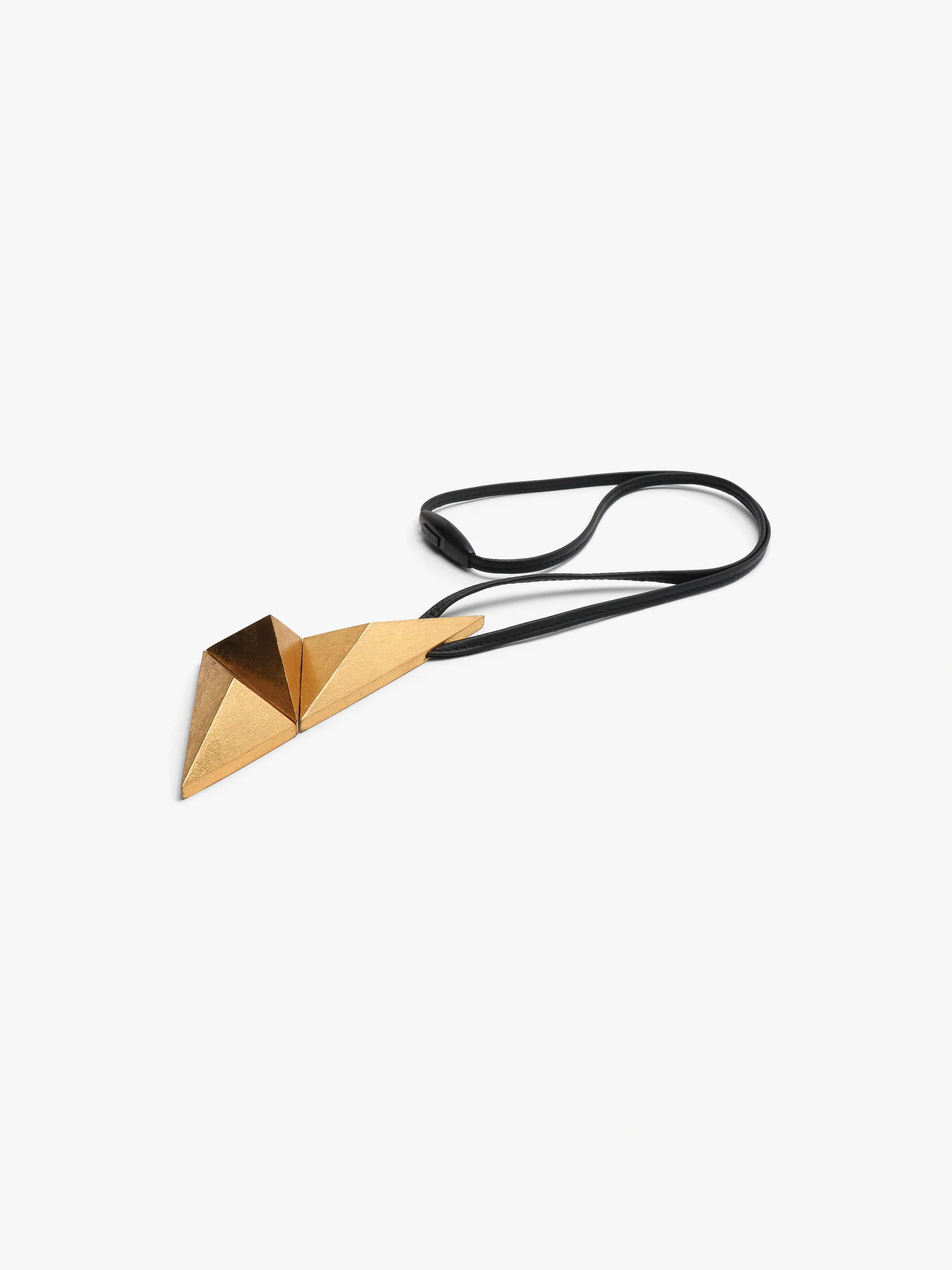 Monies Greya Pendant - Image 5