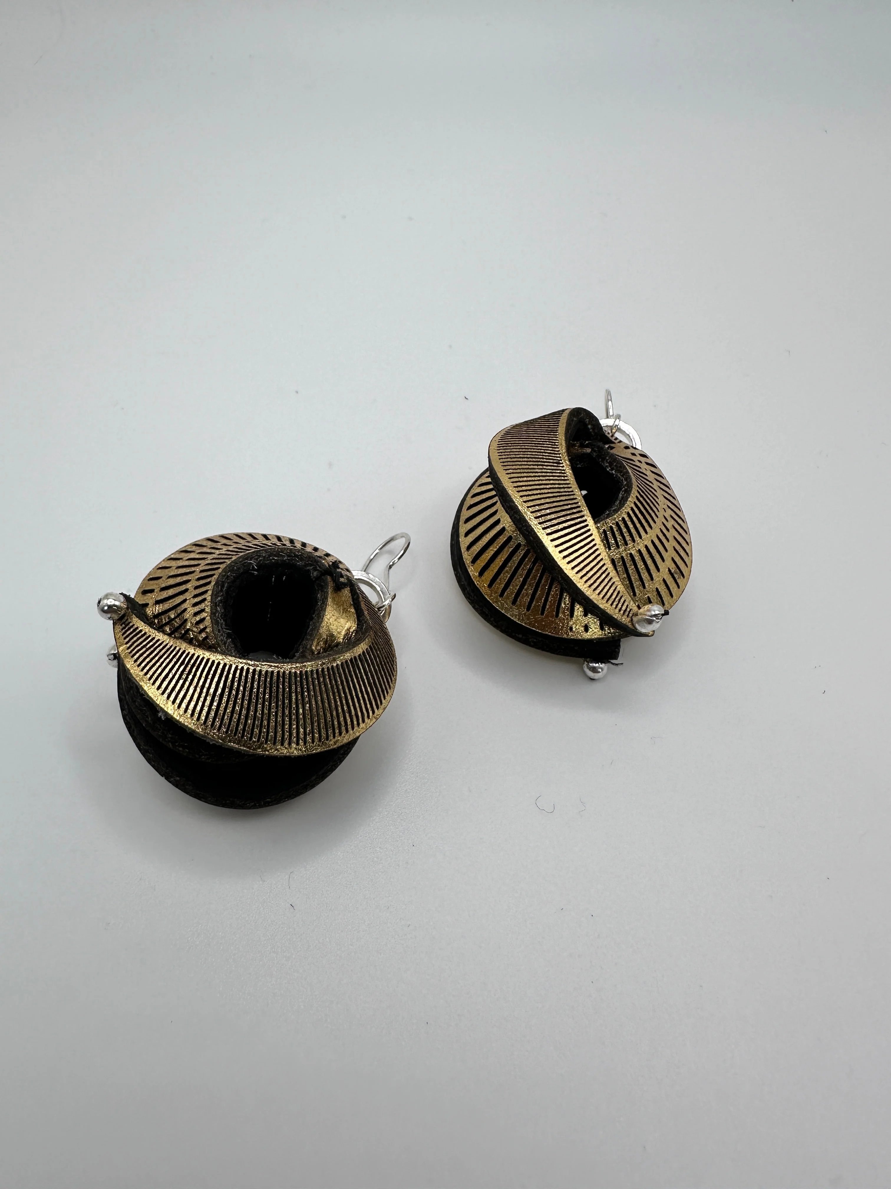 Oropopo Cave Loop Earrings - Image 4