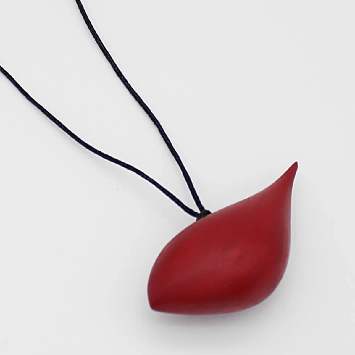 Sylca Robin Pendant - Image 11